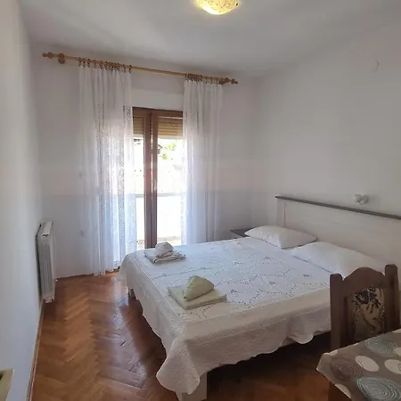 Dexi Apartmán *